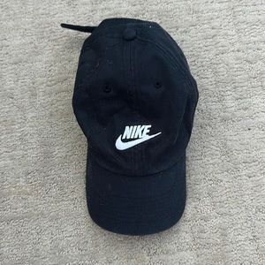Nike dad hat
